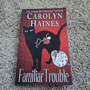 Familiar Trouble - By Carolyn Haines Paperback - A Cat Mystery Book